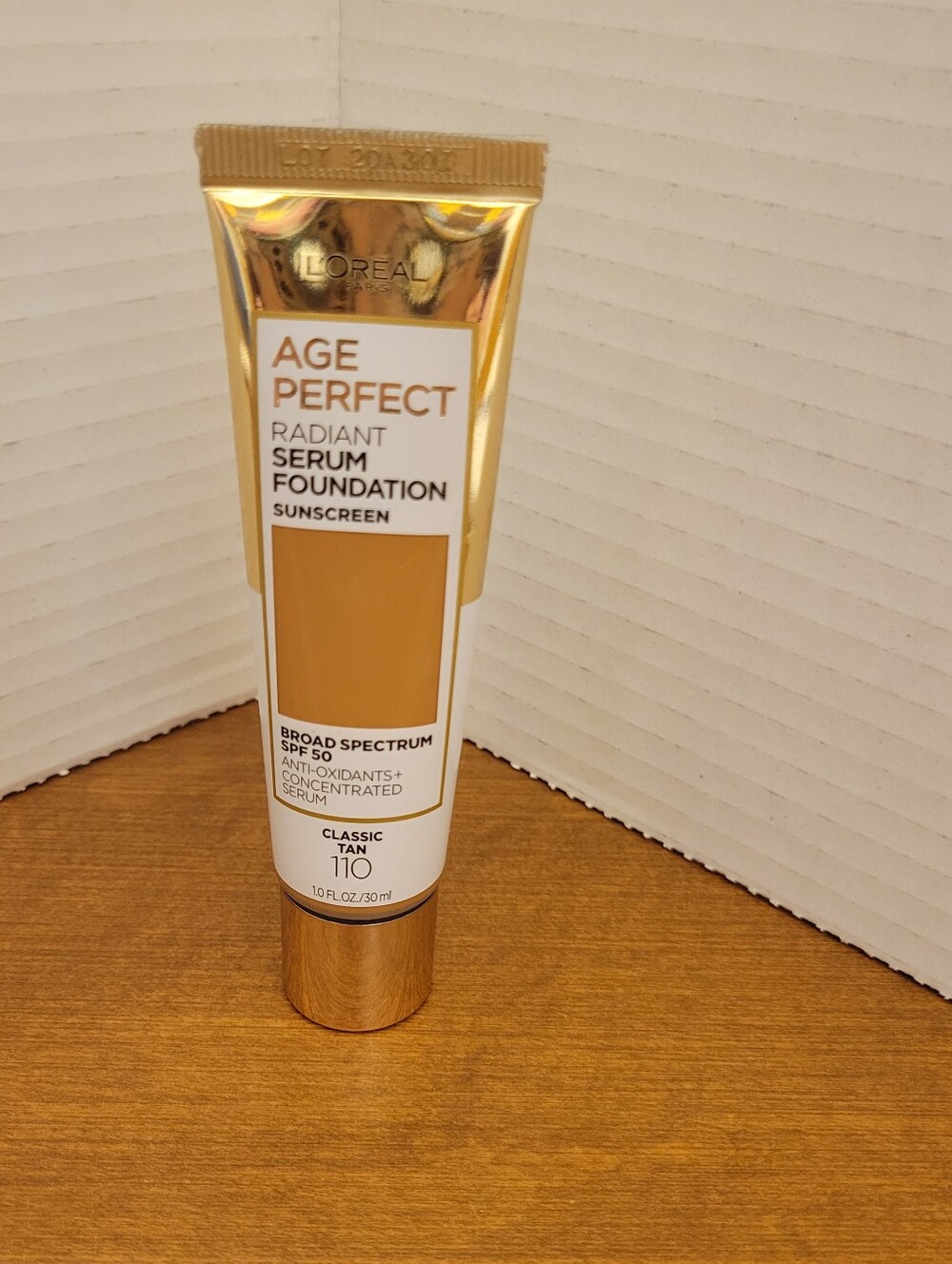 L'Oreal Age Perfect Radiant Serum Foundation SPF 50 - Classic Tan 110-NEW